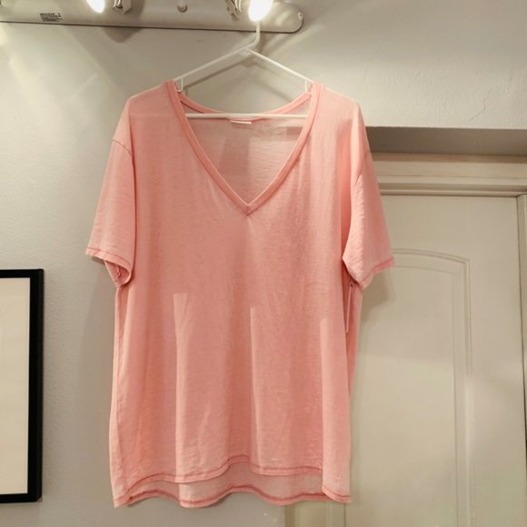 Abound Pink Burnout V-Neck Tee - Picture 2 of 6